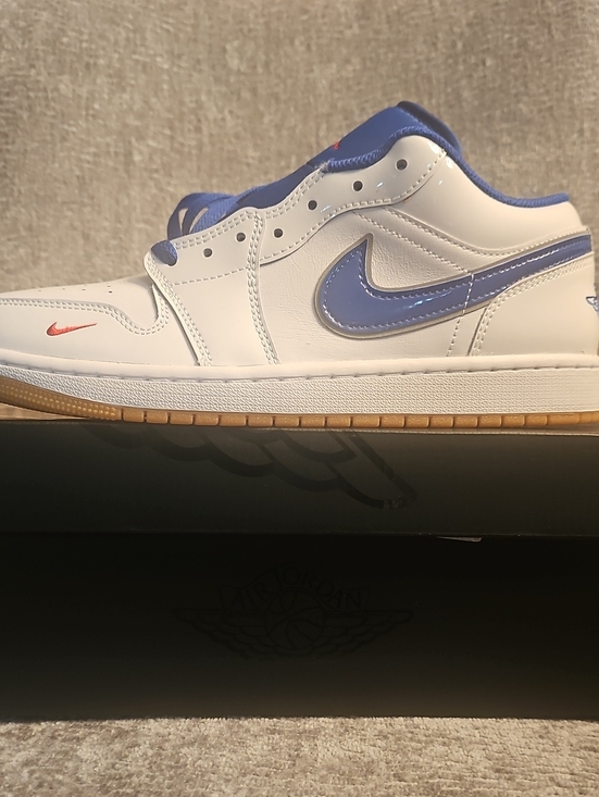 Jordan Other - Air Jordan 1 Low SE